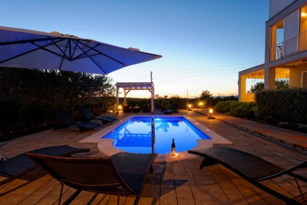 10380294_717881911606242_5593603467292761101_n 10380294_717881911606242_5593603467292761101_n