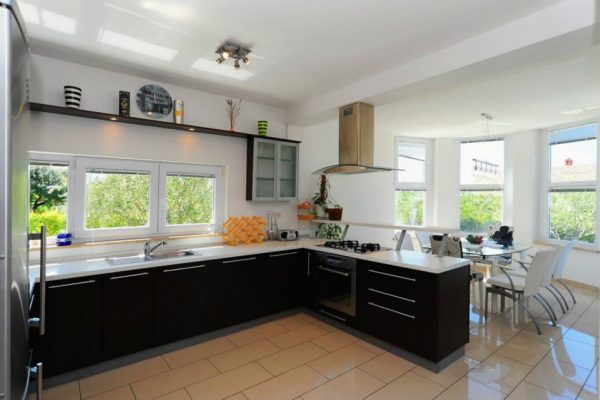 10547471_717882801606153_2581800882635999014_n Villa Emma